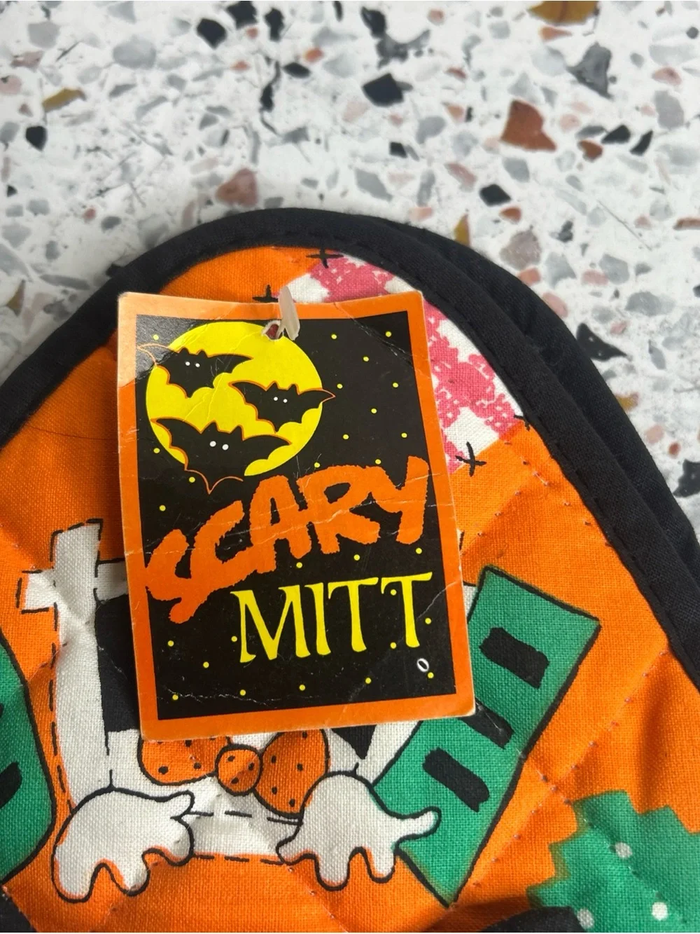Vintage B&D Halloween Quilted Cotton Oven Mitt pot holder Ghost Black Cat boo